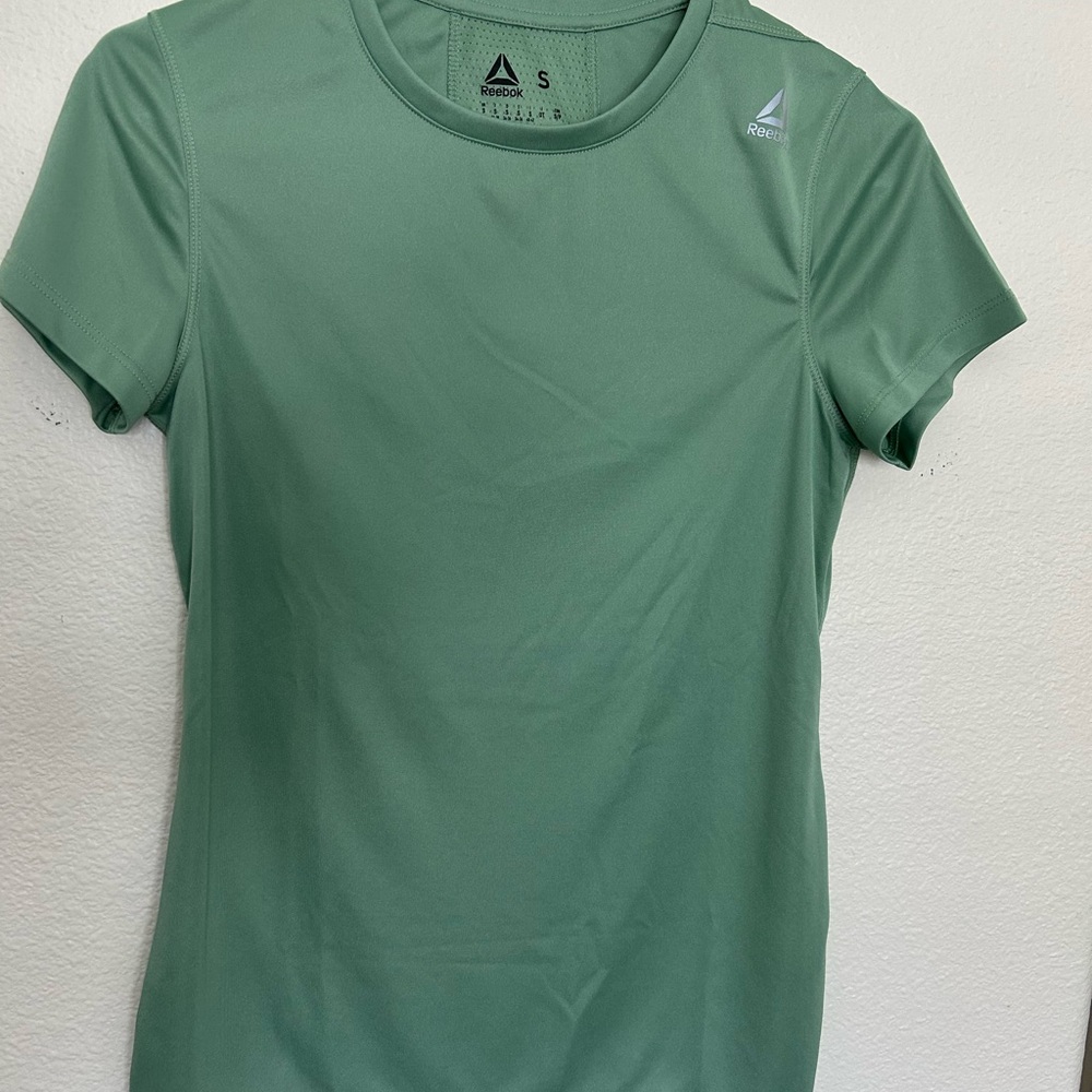Reebok Women's Athletic Top